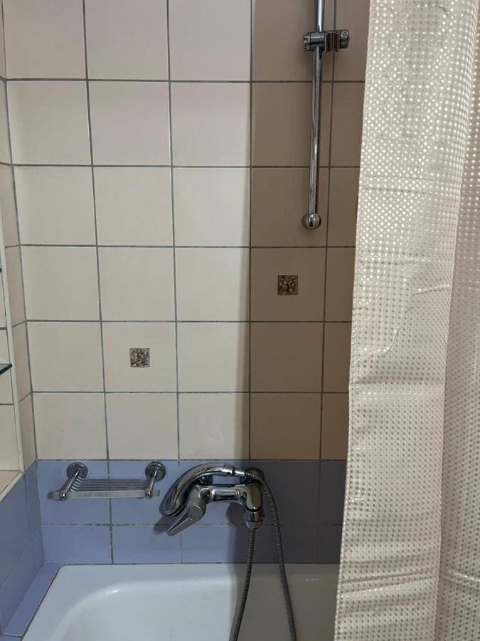 Chita'S Downtown Apartment Янина Екстериор снимка