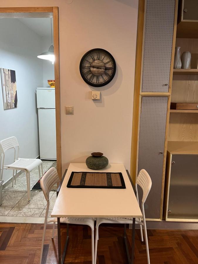 Chita'S Downtown Apartment Янина Екстериор снимка